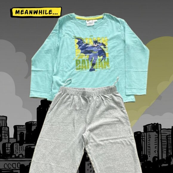 Batman Kids Pajama Set – Superhero Nightwear, Never Give Up Print NWT - Picture 5 of 5